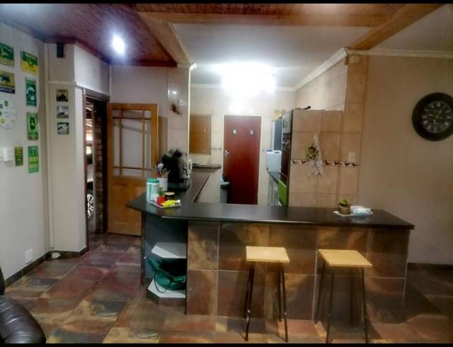 3 BEDROOM TOWNHOUSE FOR SALE IN SASOLBURG EXT 11